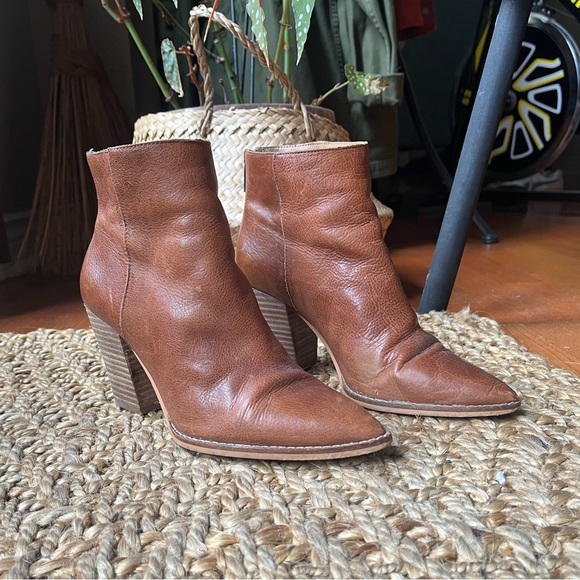 Lucky Brand Tan Leather Adalan Ankle Booties - Picture 3 of 11